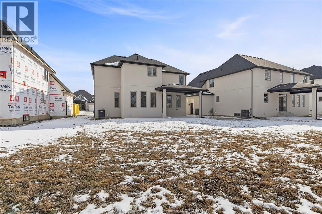 71 Redwood, Kingsville, Ontario N0R 1B0 - Photo 43 - 26012210