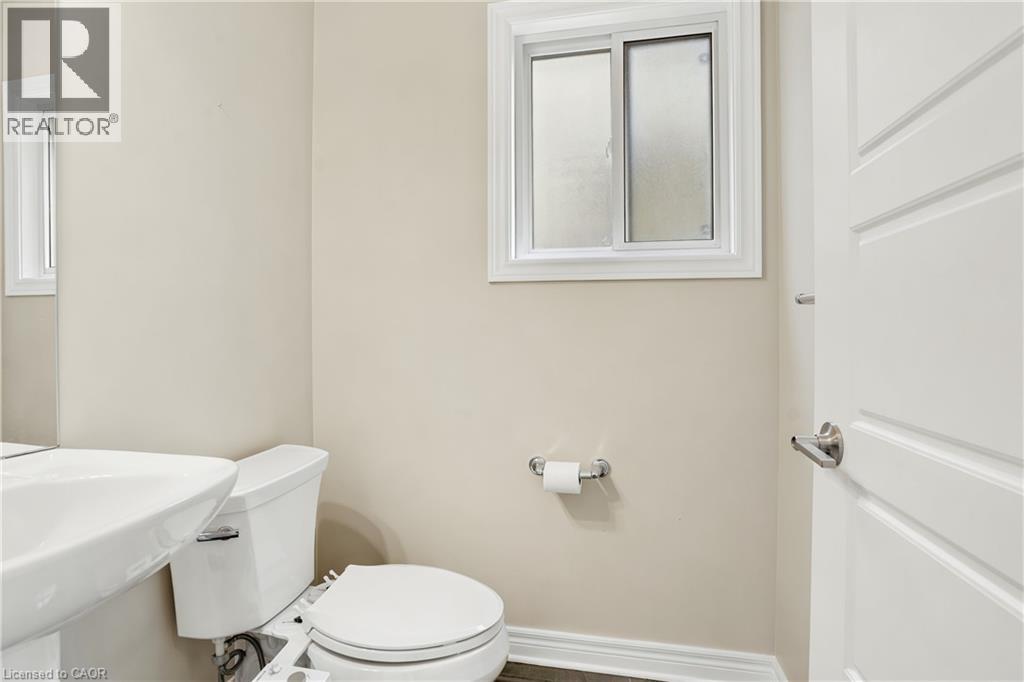 374 Viger Drive S, Welland, Ontario  L3B 0E2 - Photo 6 - 40833739