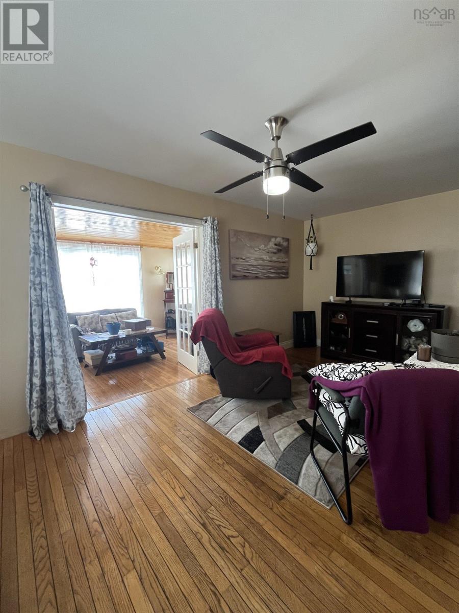 66 Mcgee Street, Springhill, Nova Scotia  B0M 1X0 - Photo 15 - 202602974