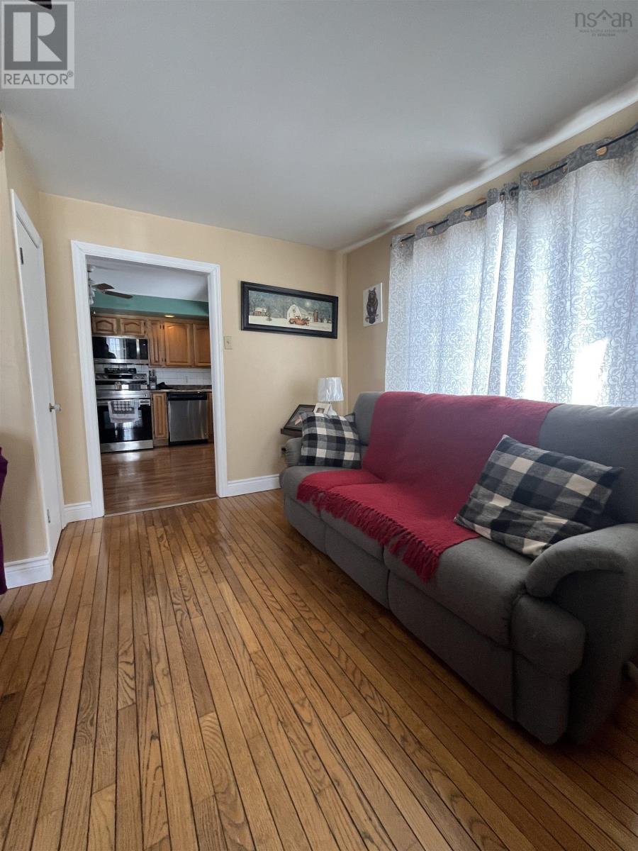 66 Mcgee Street, Springhill, Nova Scotia  B0M 1X0 - Photo 19 - 202602974
