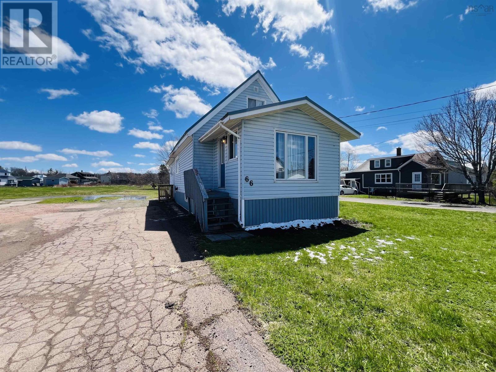 66 Mcgee Street, Springhill, Nova Scotia  B0M 1X0 - Photo 5 - 202602974