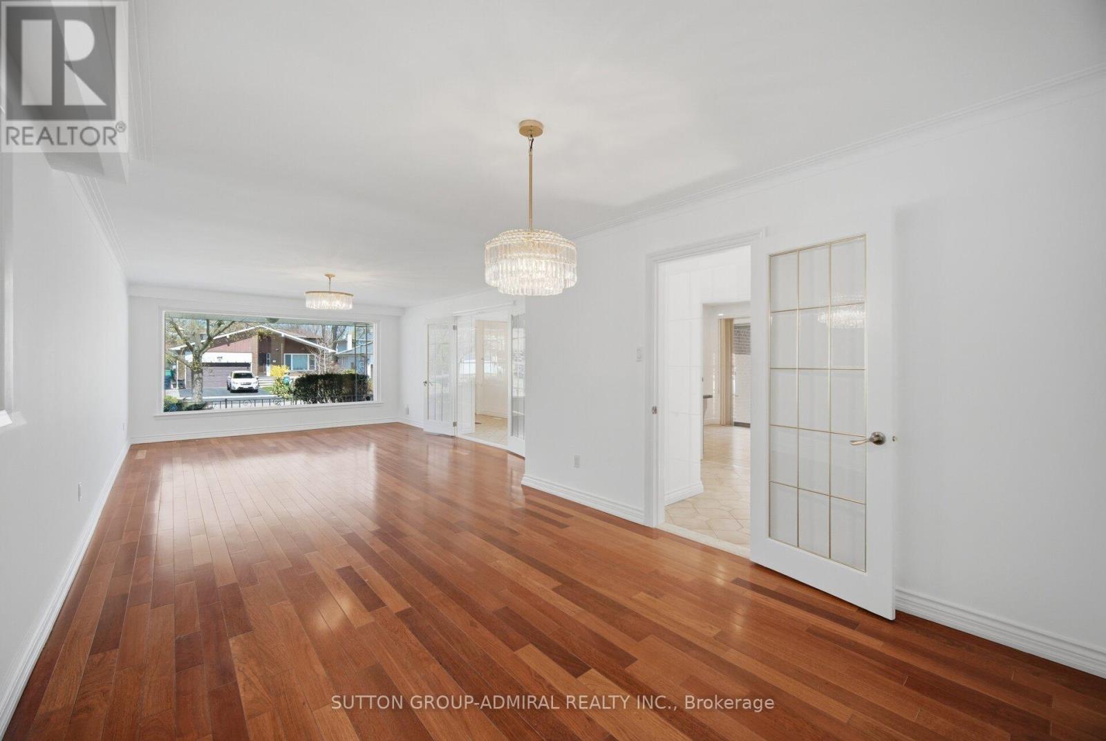 53 Bestview Drive, Toronto, Ontario  M2M 2X8 - Photo 10 - C13155896
