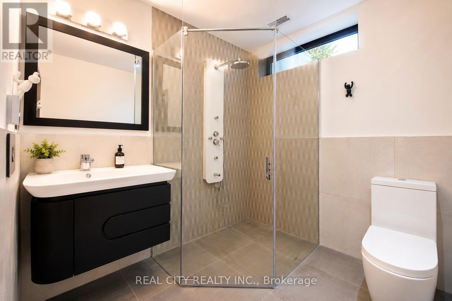 662 Byngmount Avenue, Mississauga, Ontario  L5G 1R4 - Photo 28 - W12786650