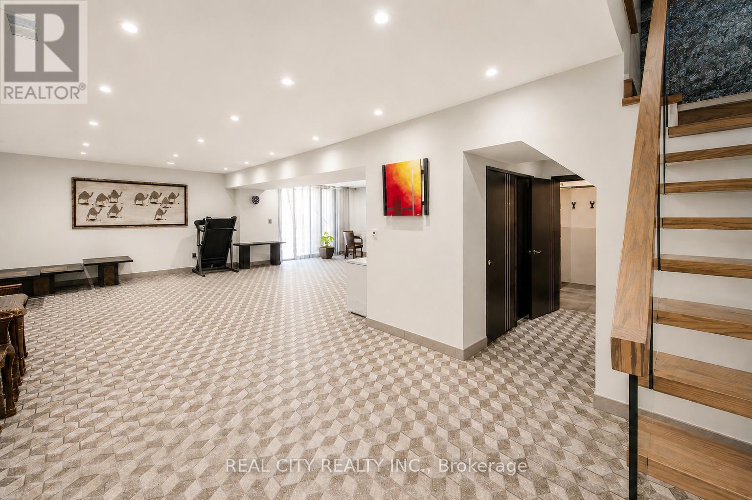 662 Byngmount Avenue, Mississauga, Ontario  L5G 1R4 - Photo 27 - W12786650