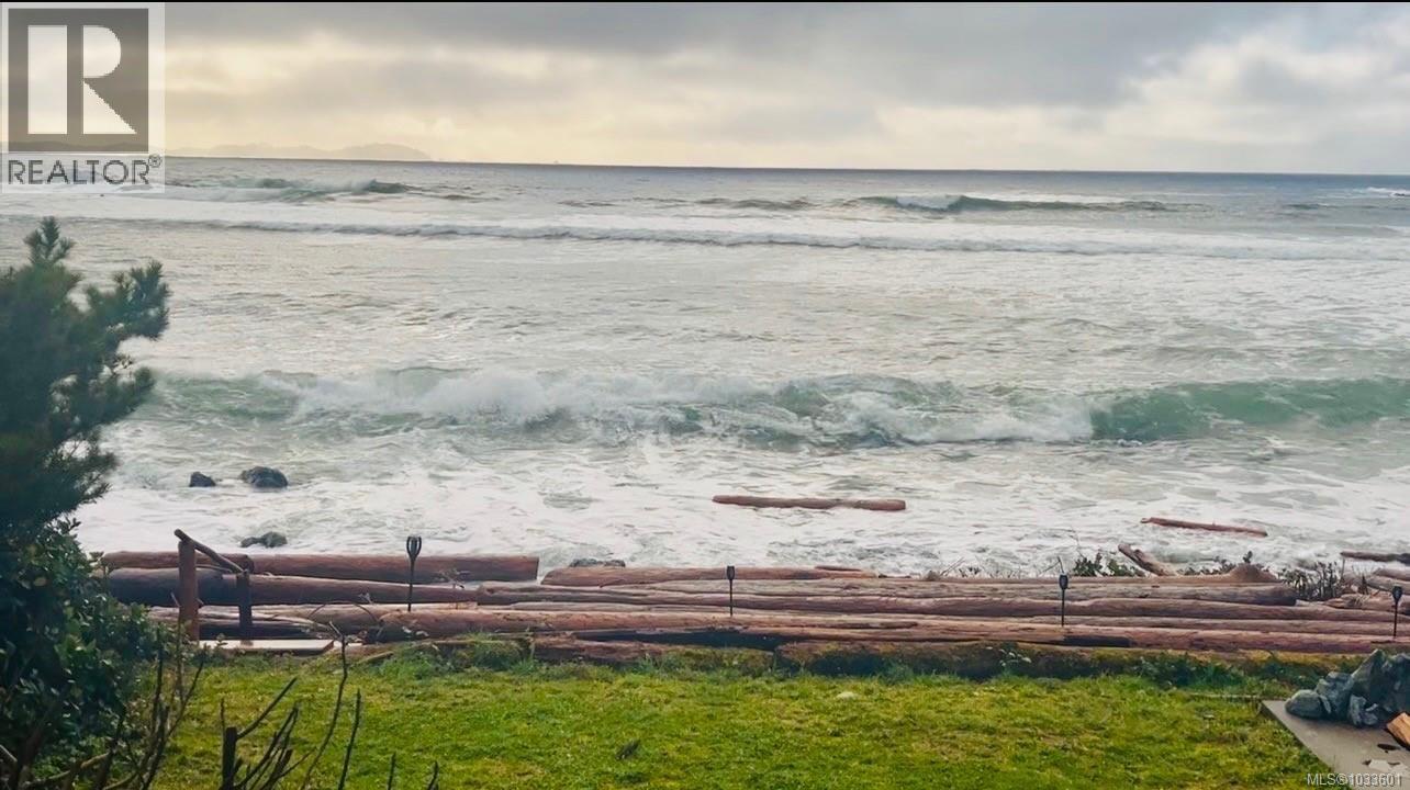 1006 Seventh Ave, Ucluelet, British Columbia  V0R 3A0 - Photo 9 - 1033601