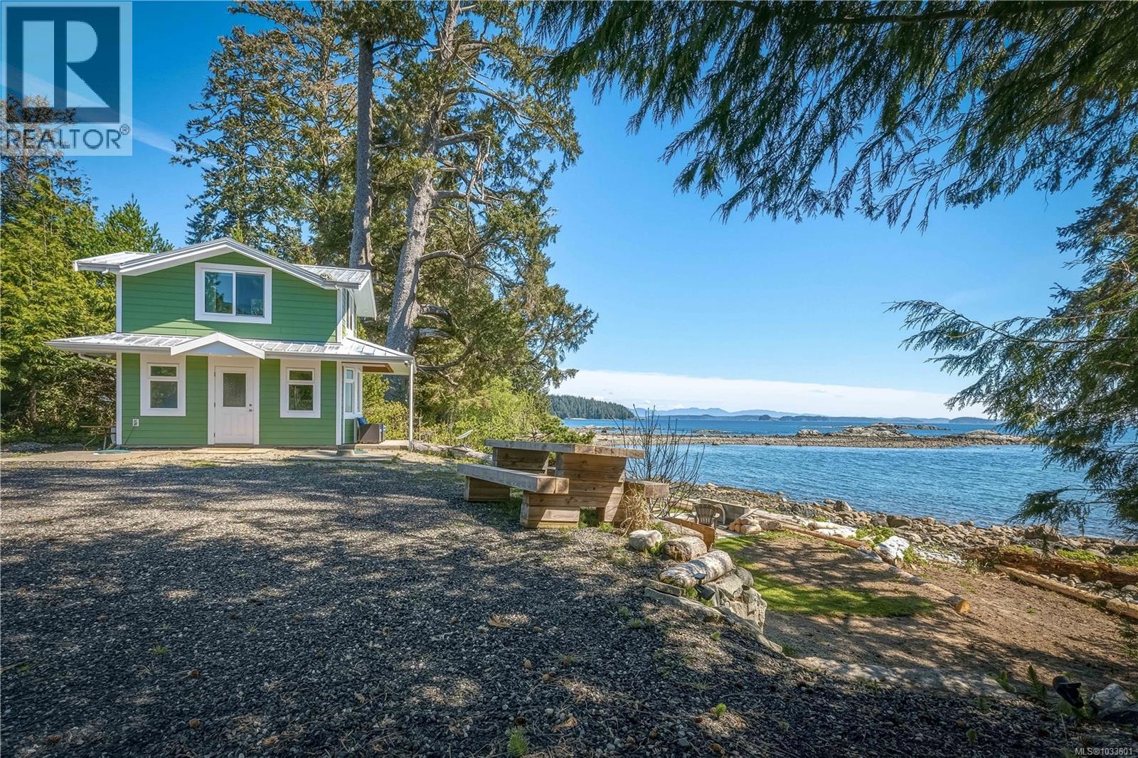1006 Seventh Ave, Ucluelet, British Columbia  V0R 3A0 - Photo 7 - 1033601