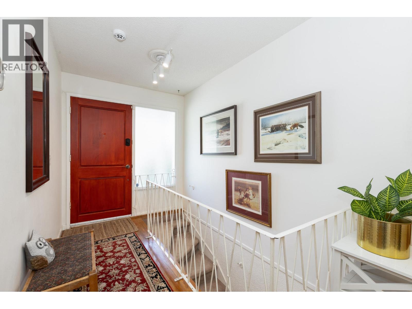 160 Harvard Drive, Port Moody, British Columbia  V3H 1S8 - Photo 2 - R3127966