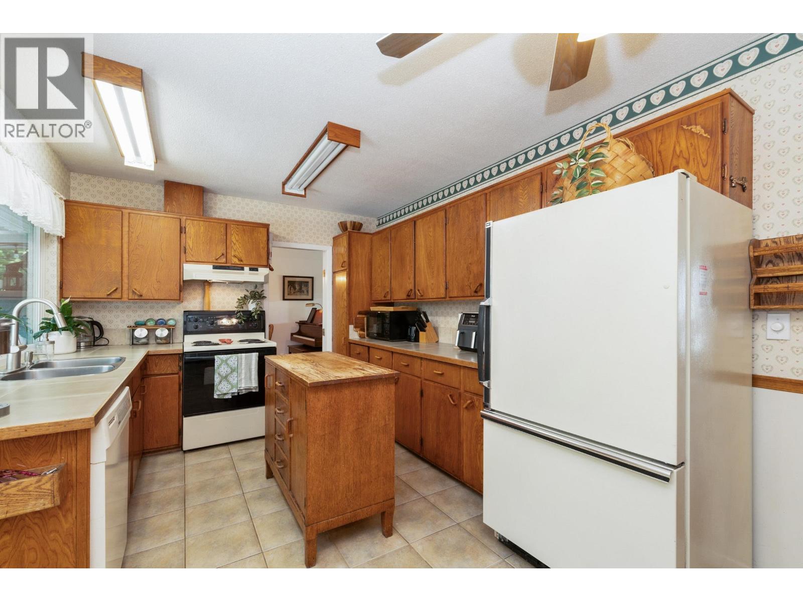 160 Harvard Drive, Port Moody, British Columbia  V3H 1S8 - Photo 9 - R3127966