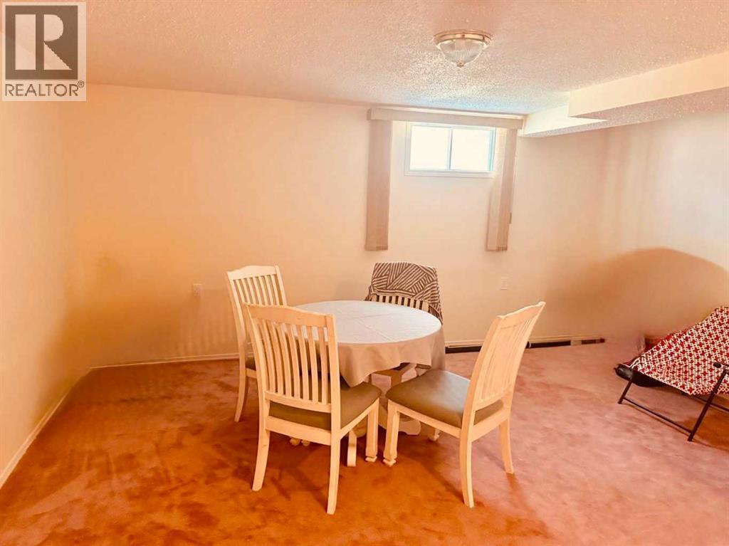 7212 Sierra Morena Boulevard SW, Calgary, Alberta  T3H 3G5 - Photo 17 - A2308935