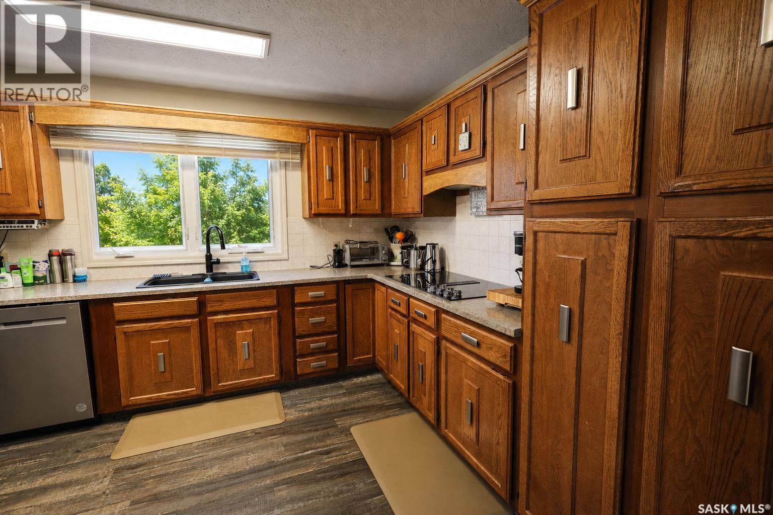 1010 Woodman Crescent, Prince Albert, Saskatchewan  S6V 6L6 - Photo 11 - SK037147