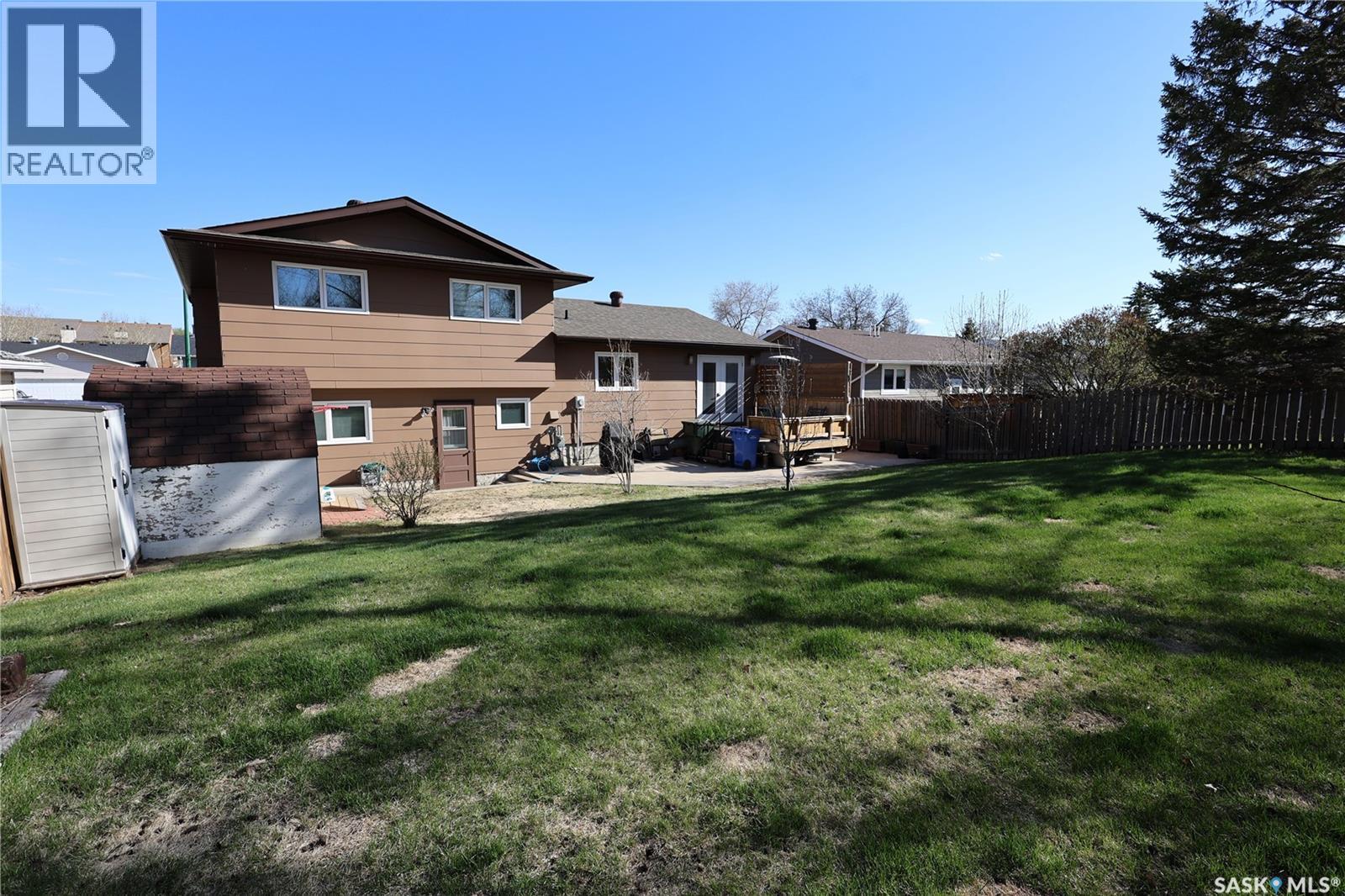 1010 Woodman Crescent, Prince Albert, Saskatchewan  S6V 6L6 - Photo 31 - SK037147