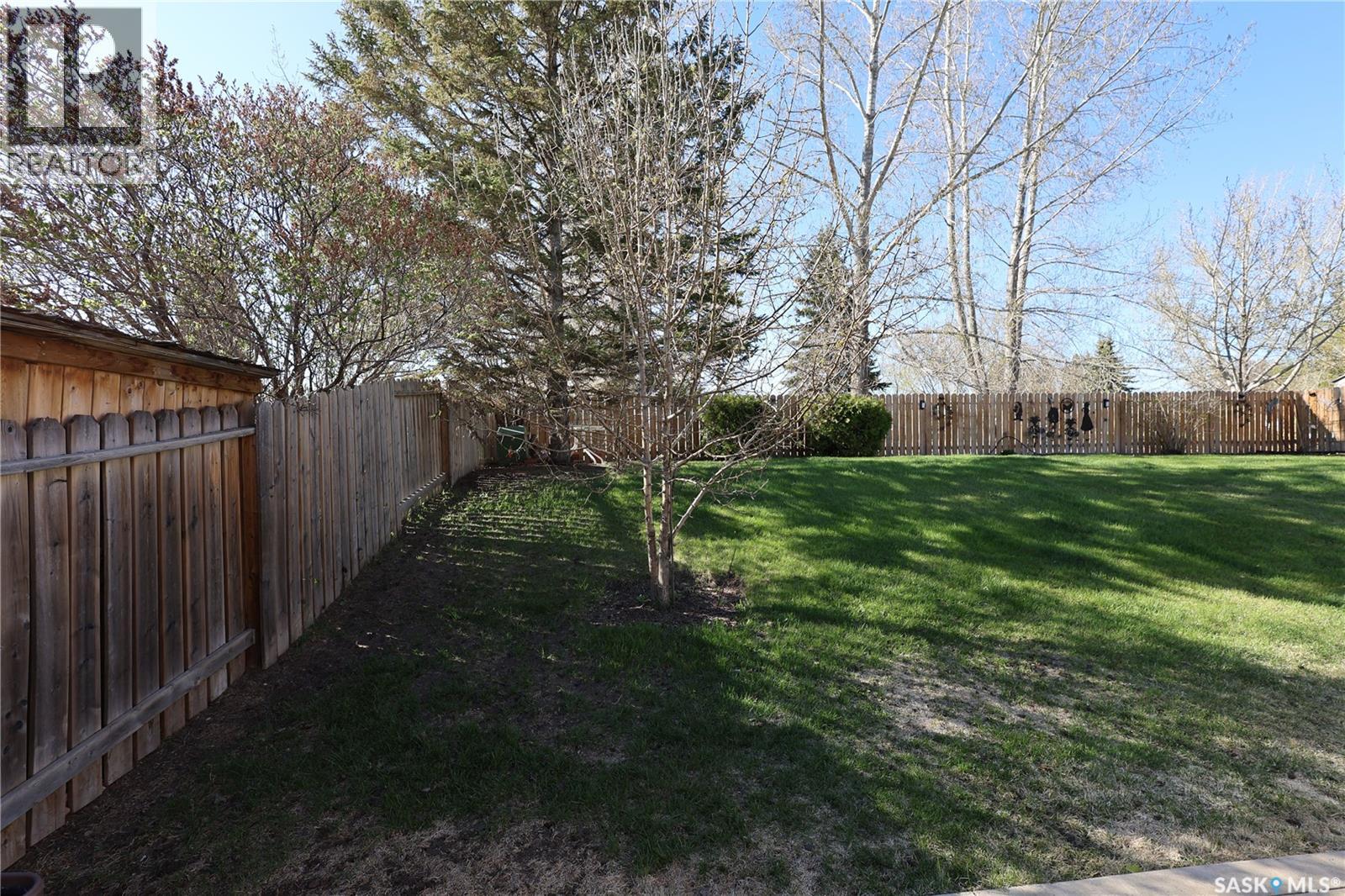1010 Woodman Crescent, Prince Albert, Saskatchewan  S6V 6L6 - Photo 33 - SK037147