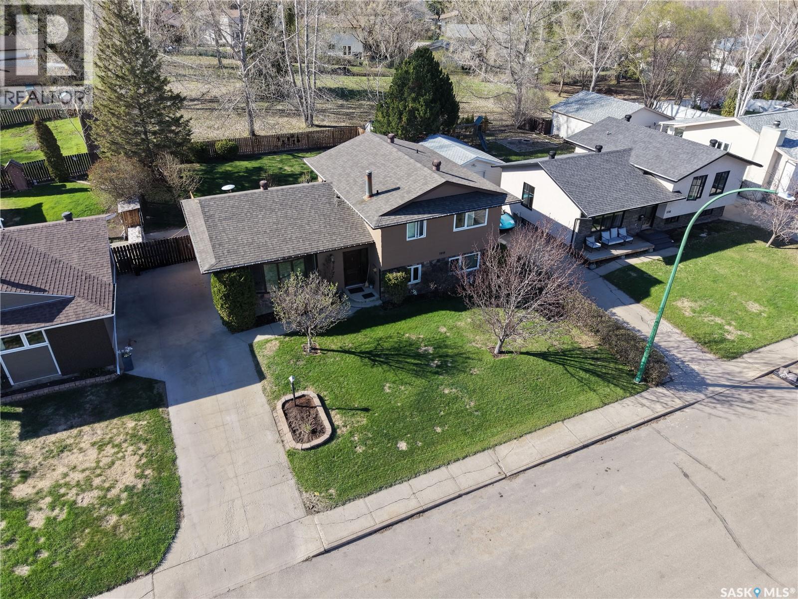 1010 Woodman Crescent, Prince Albert, Saskatchewan  S6V 6L6 - Photo 35 - SK037147