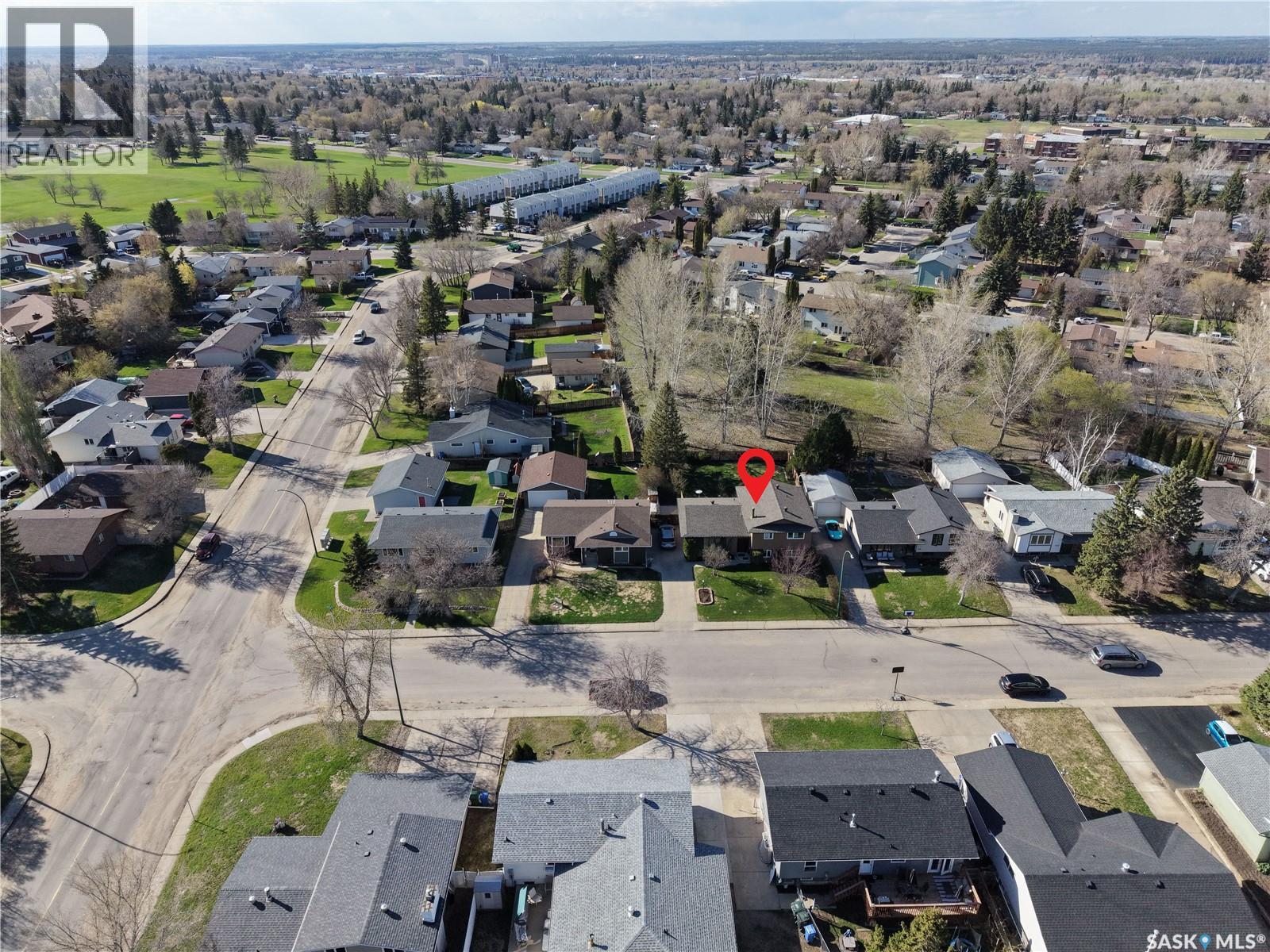 1010 Woodman Crescent, Prince Albert, Saskatchewan  S6V 6L6 - Photo 37 - SK037147