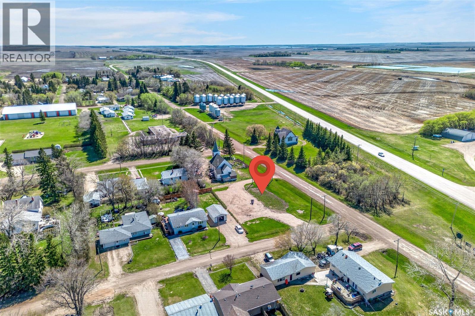 229 1st Street N, Spalding, Saskatchewan  S0K 4C0 - Photo 7 - SK037058