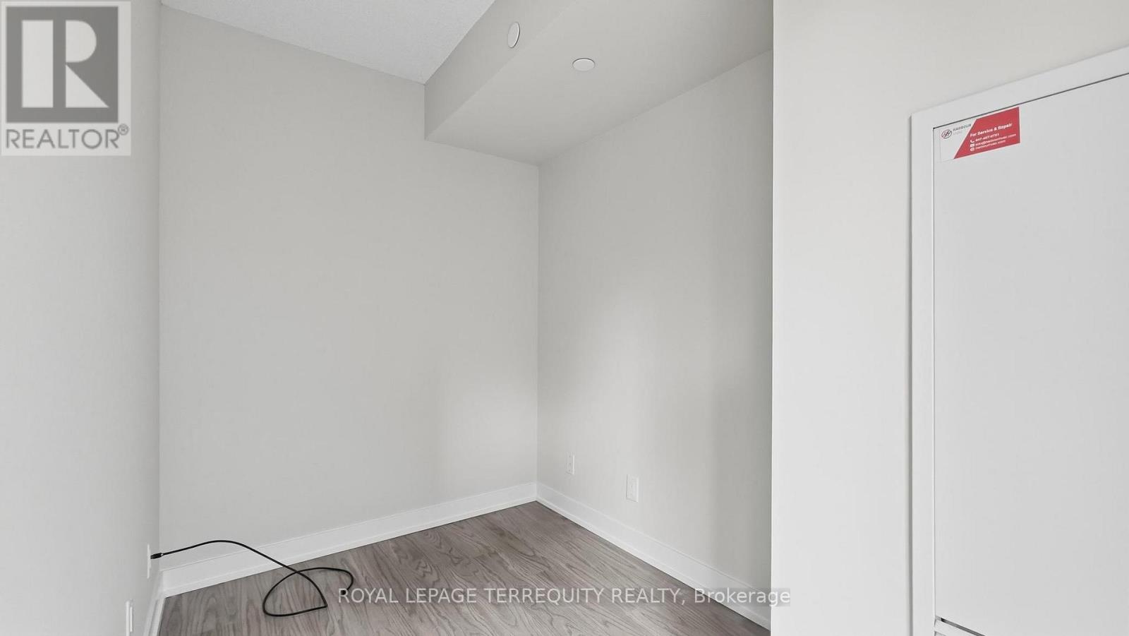 527 - 38 Monte Kwinter Court, Toronto, Ontario  M3H 0E2 - Photo 9 - C13176222