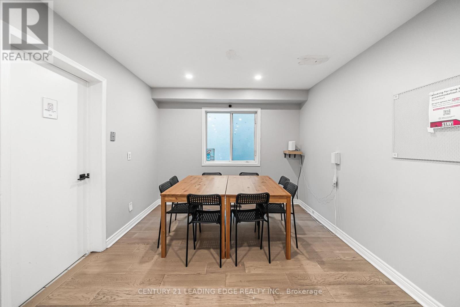 527 Glengarry Avenue, Toronto, Ontario  M5M 1G2 - Photo 14 - C13176280