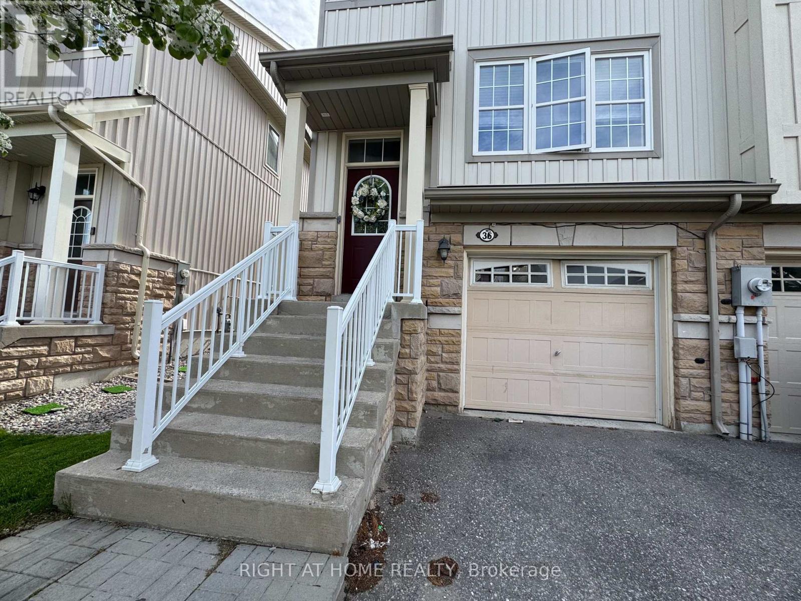 36 FARMSTEAD DR DRIVE, Clarington, Ontario