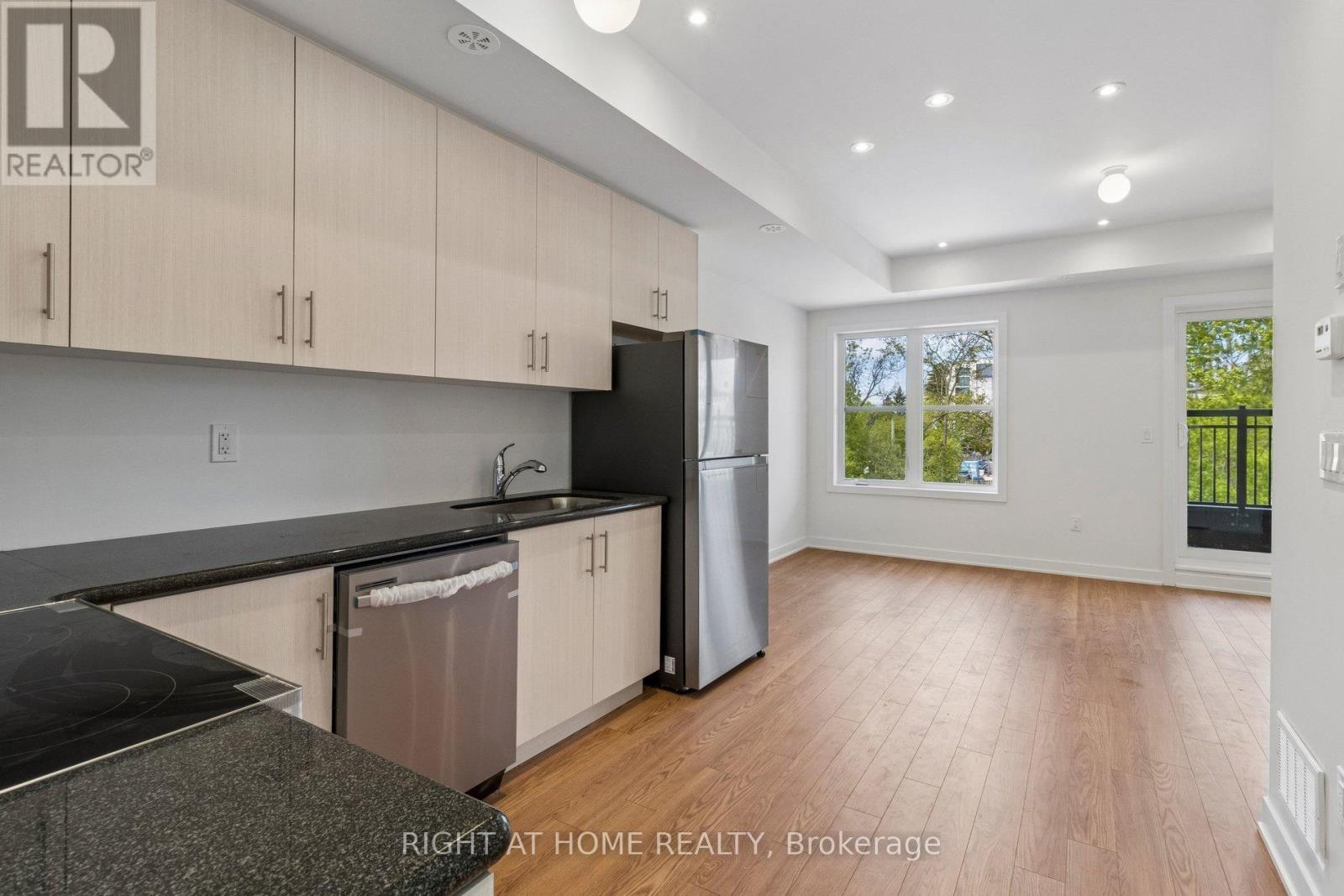 206 - 15100 Yonge Street, Aurora, Ontario  L4G 4C8 - Photo 11 - N13166914