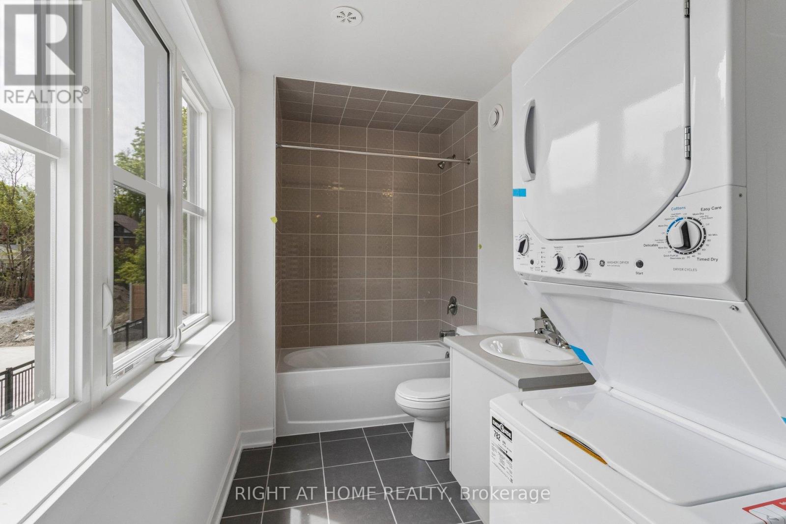 206 - 15100 Yonge Street, Aurora, Ontario  L4G 4C8 - Photo 23 - N13166914