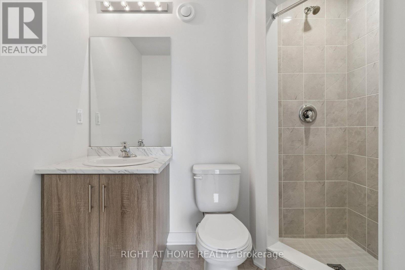 206 - 15100 Yonge Street, Aurora, Ontario  L4G 4C8 - Photo 32 - N13166914