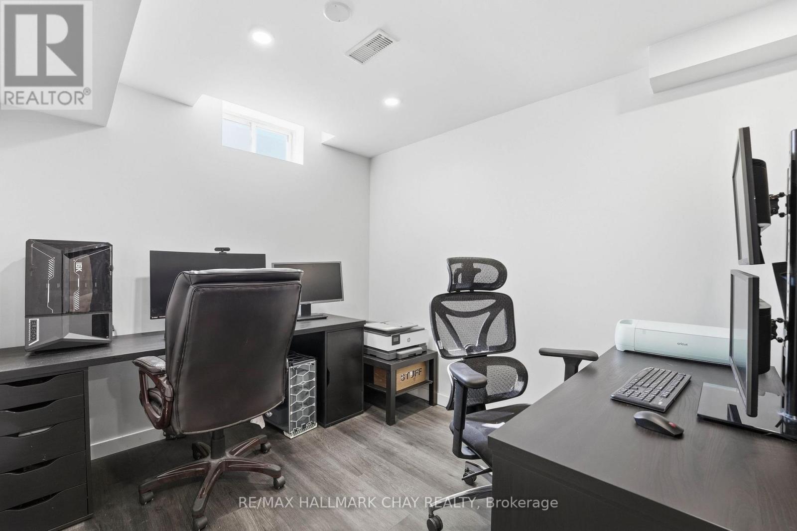 167 Maplewood Drive, Essa (Angus), Ontario  L0M 1B4 - Photo 19 - N13176194