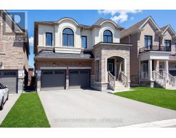 8 TREMOY ROAD, East Gwillimbury, Ontario