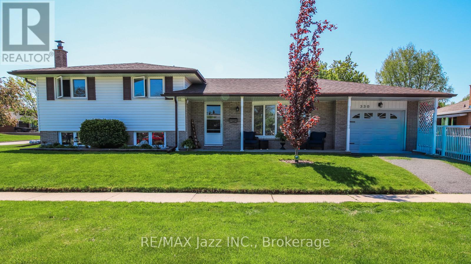 330 Nipigon Street, Oshawa, Ontario  L1J 4N9 - Photo 1 - E13176430