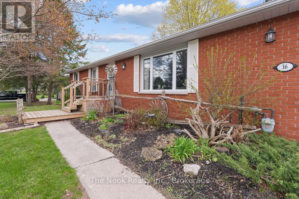 16 Robmar Crescent, Kawartha Lakes, Ontario  K0M 2J0 - Photo 4 - X13176422