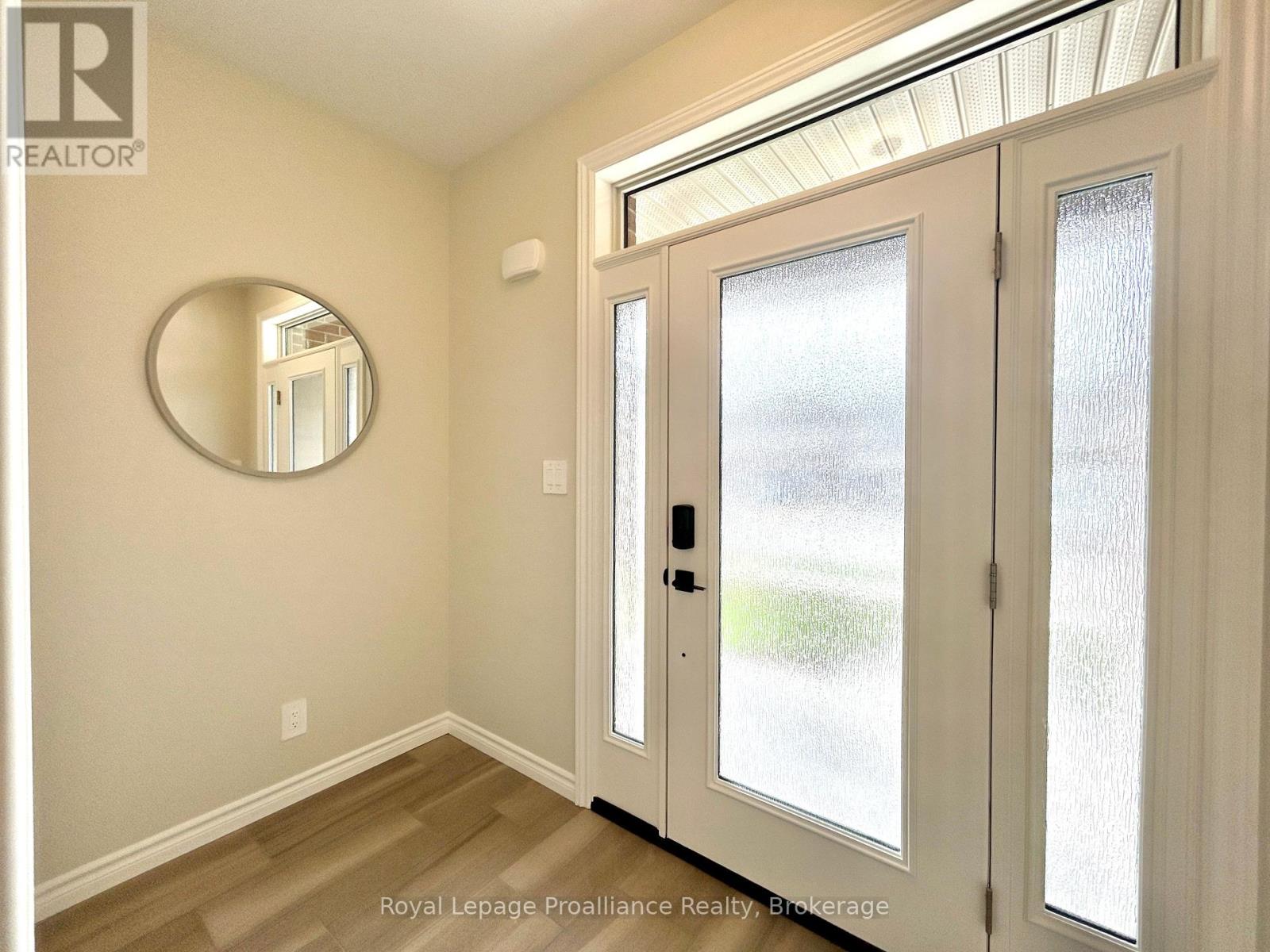 35 Athabaska Drive, Belleville, Ontario K8N 0T1 - Photo 2 - X13176446