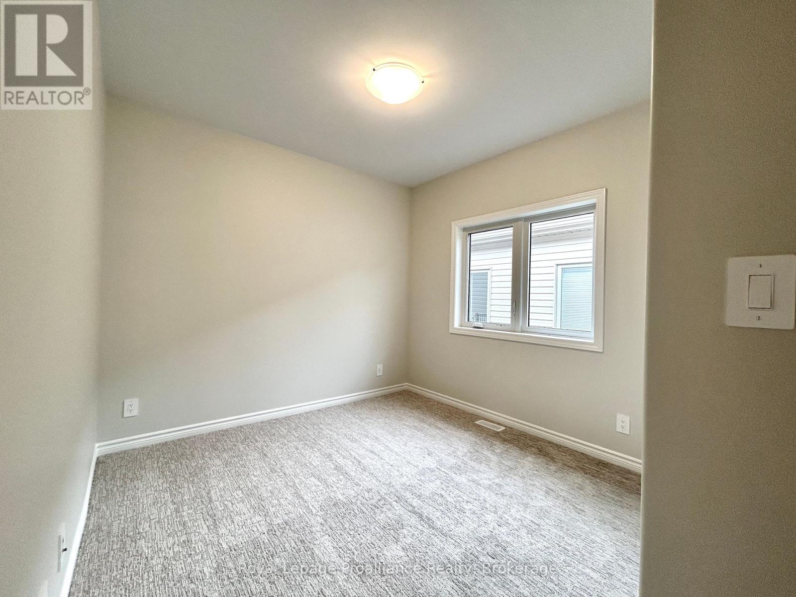 35 Athabaska Drive, Belleville, Ontario K8N 0T1 - Photo 7 - X13176446