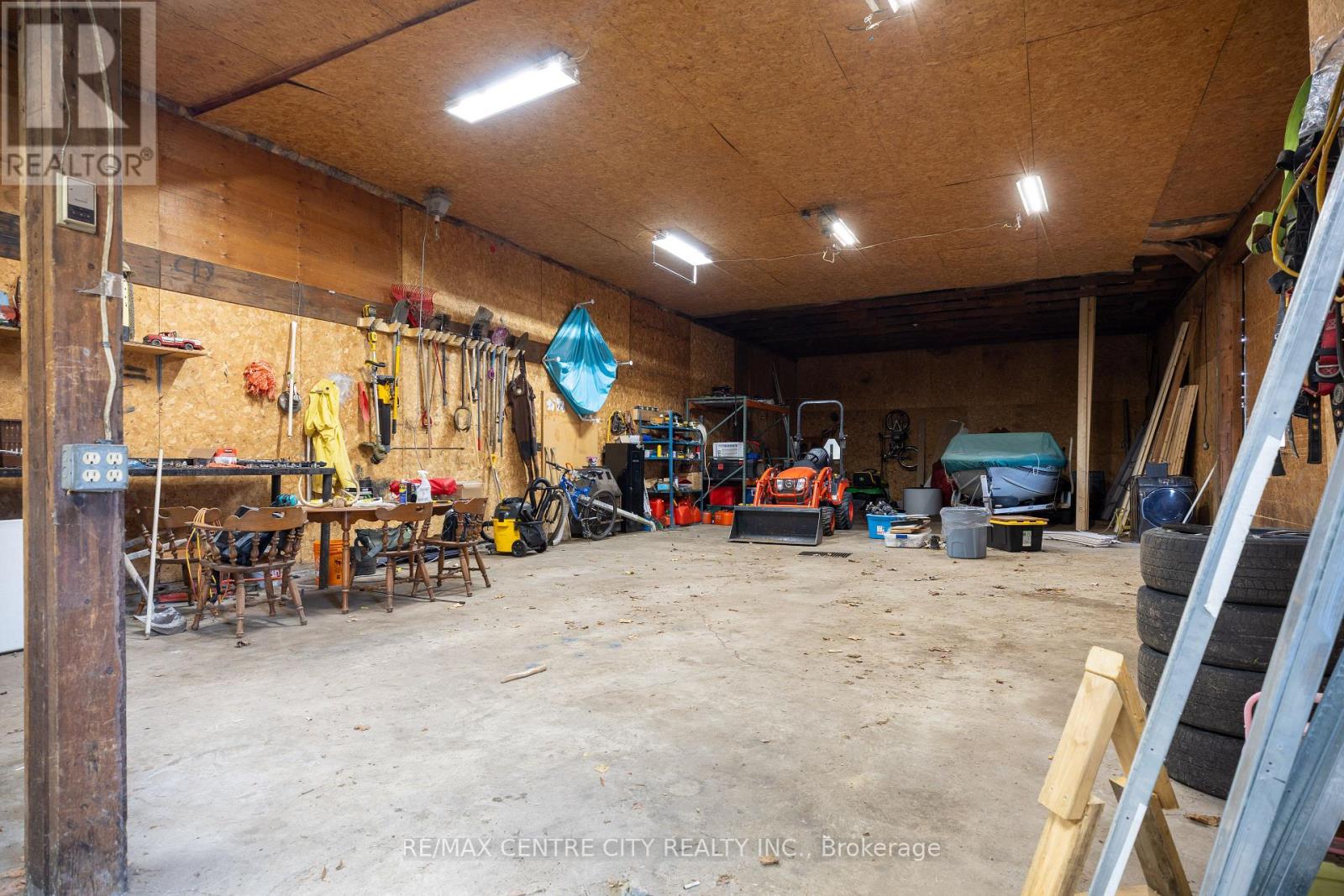 26179 Talbot Line, West Elgin, Ontario  N0L 2P0 - Photo 9 - X13176412