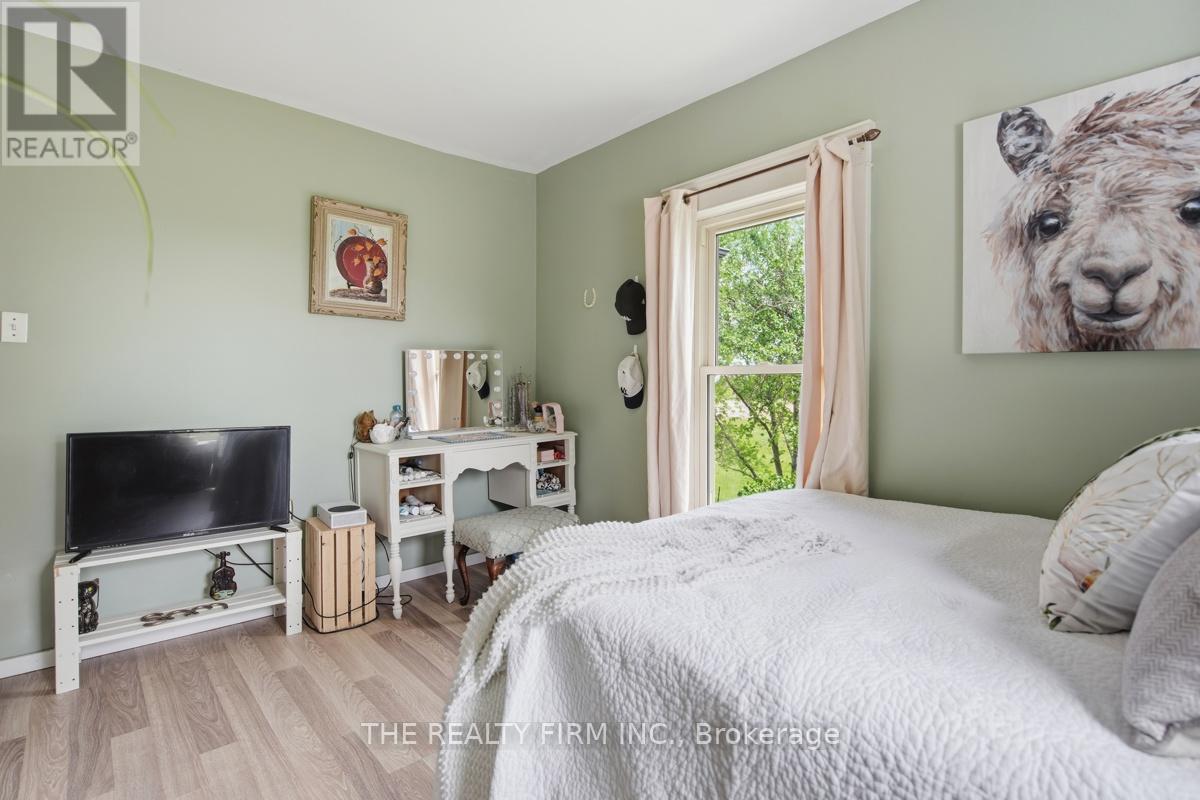 23072 Old Airport Road, Southwest Middlesex, Ontario  N0L 1M0 - Photo 27 - X13176532