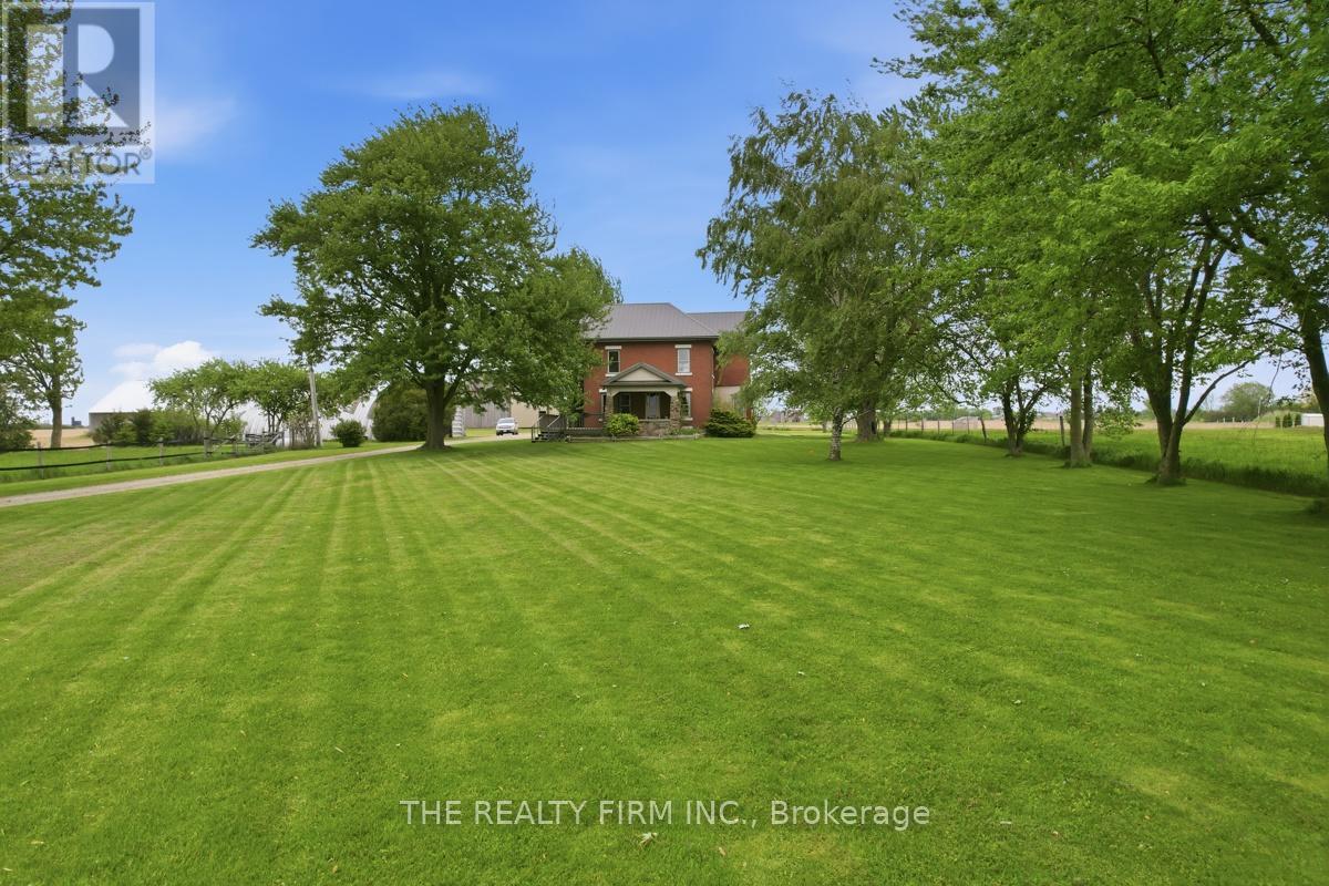 23072 Old Airport Road, Southwest Middlesex, Ontario  N0L 1M0 - Photo 3 - X13176532