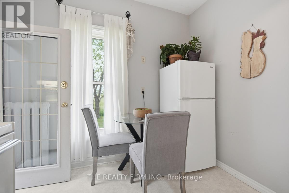 23072 Old Airport Road, Southwest Middlesex, Ontario  N0L 1M0 - Photo 35 - X13176532