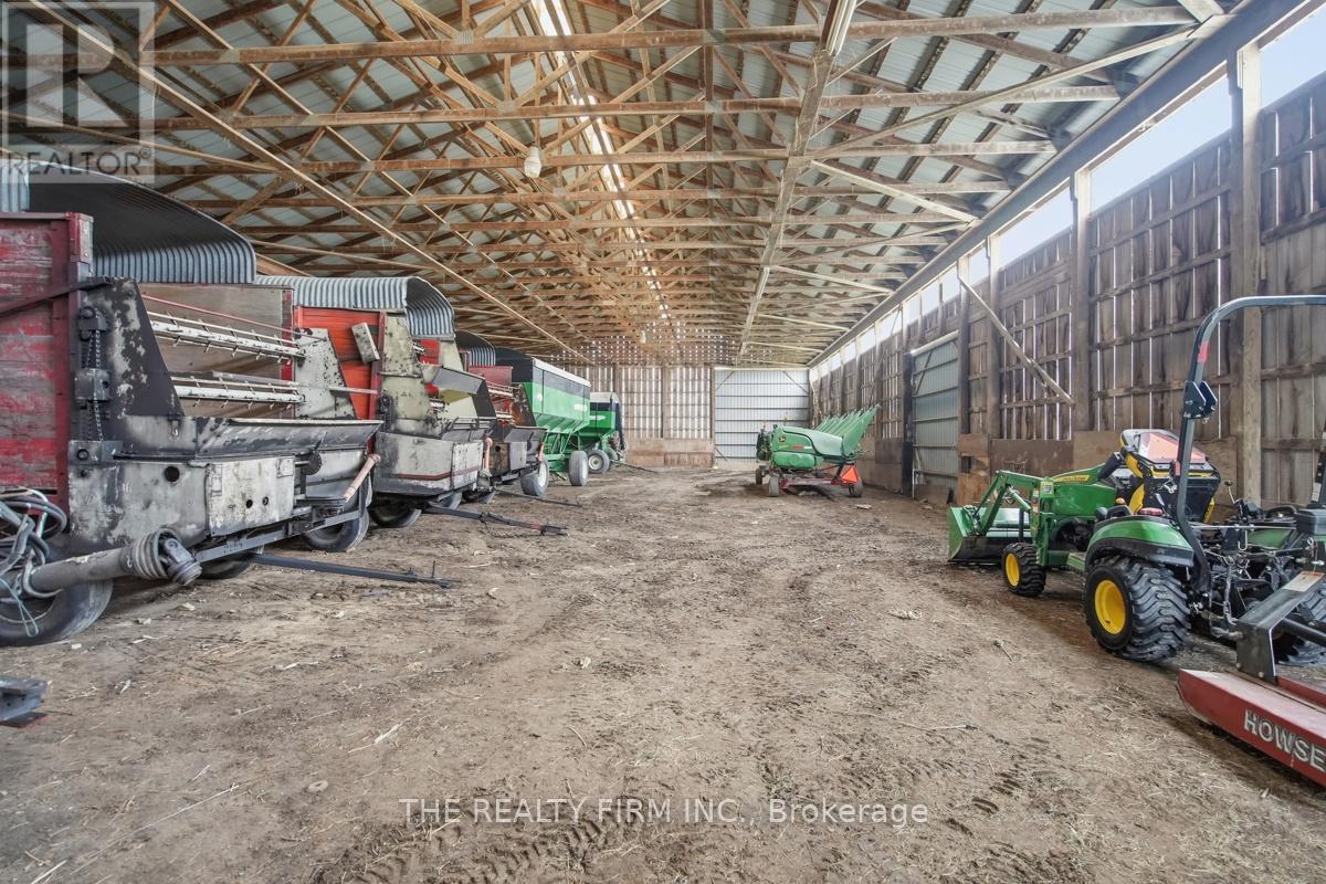 23072 Old Airport Road, Southwest Middlesex, Ontario  N0L 1M0 - Photo 42 - X13176532