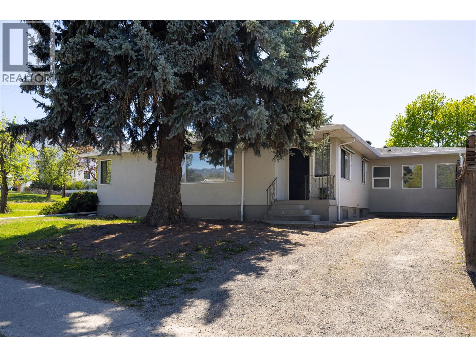 1900 37 Avenue, Vernon, British Columbia
