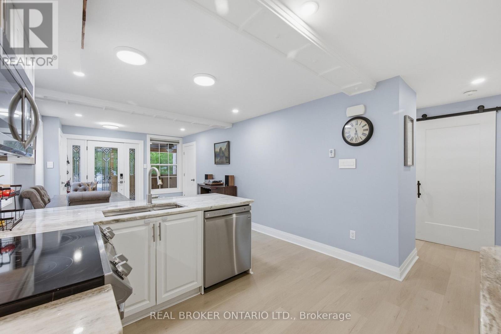 118 Brock Street E, Merrickville-Wolford, Ontario K0G 1N0 - Photo 13 - X13176364