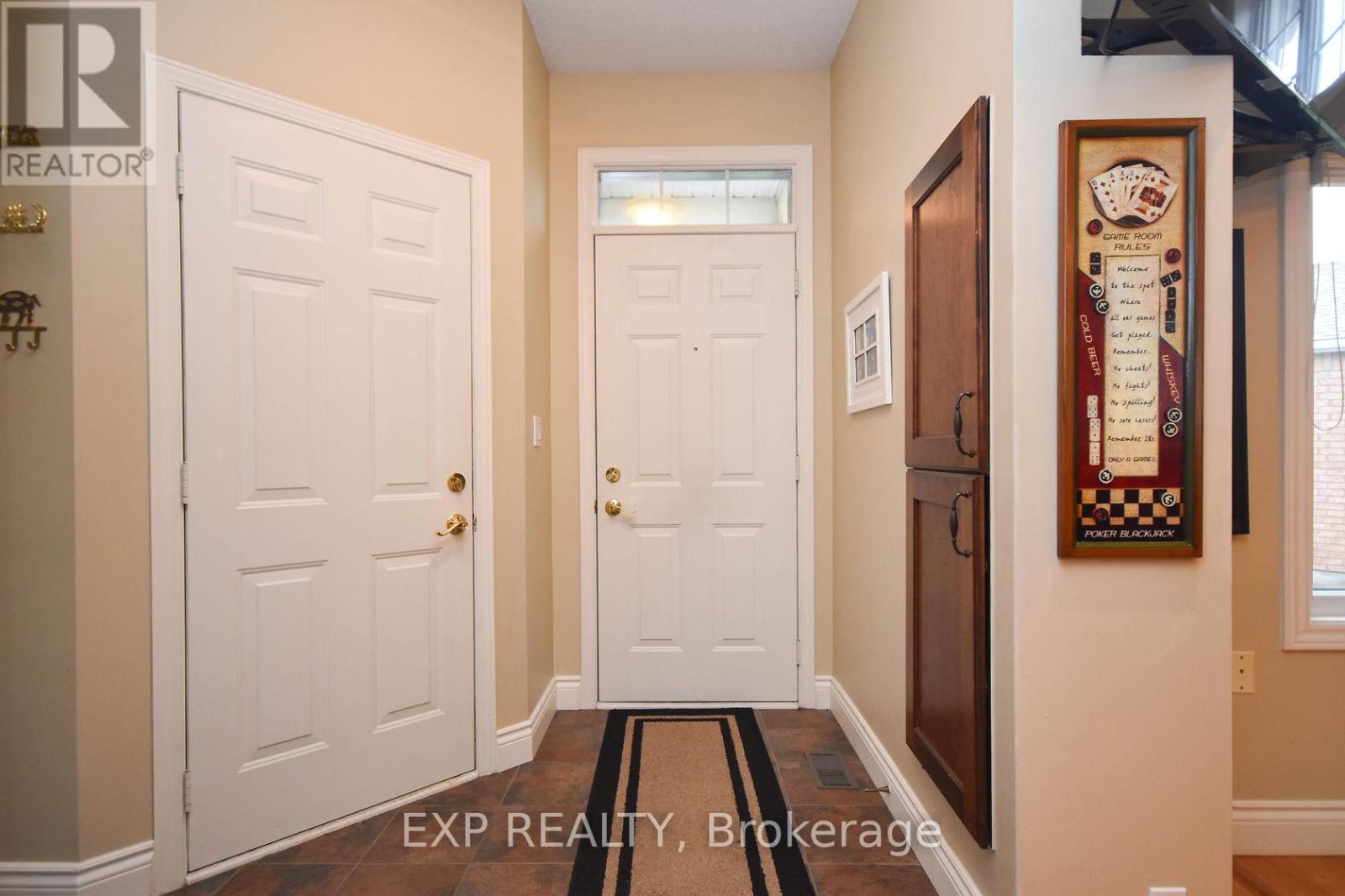29 Stonecroft Terrace, Ottawa, Ontario K2K 2V1 - Photo 2 - X13176428