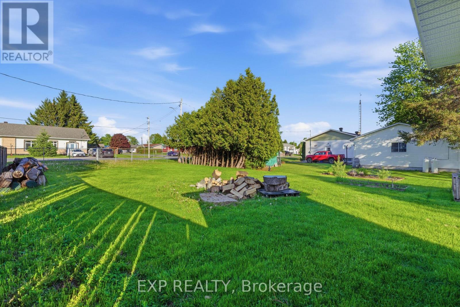 4 Montcalm Street, Clarence-Rockland, Ontario K0A 1E0 - Photo 3 - X13176472