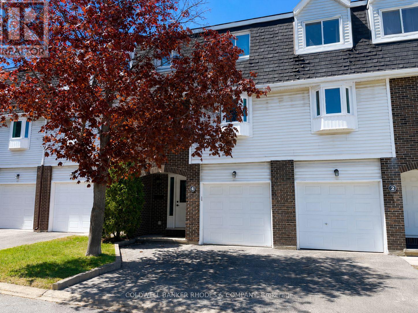 4 ALMOND LANE, Ottawa, Ontario