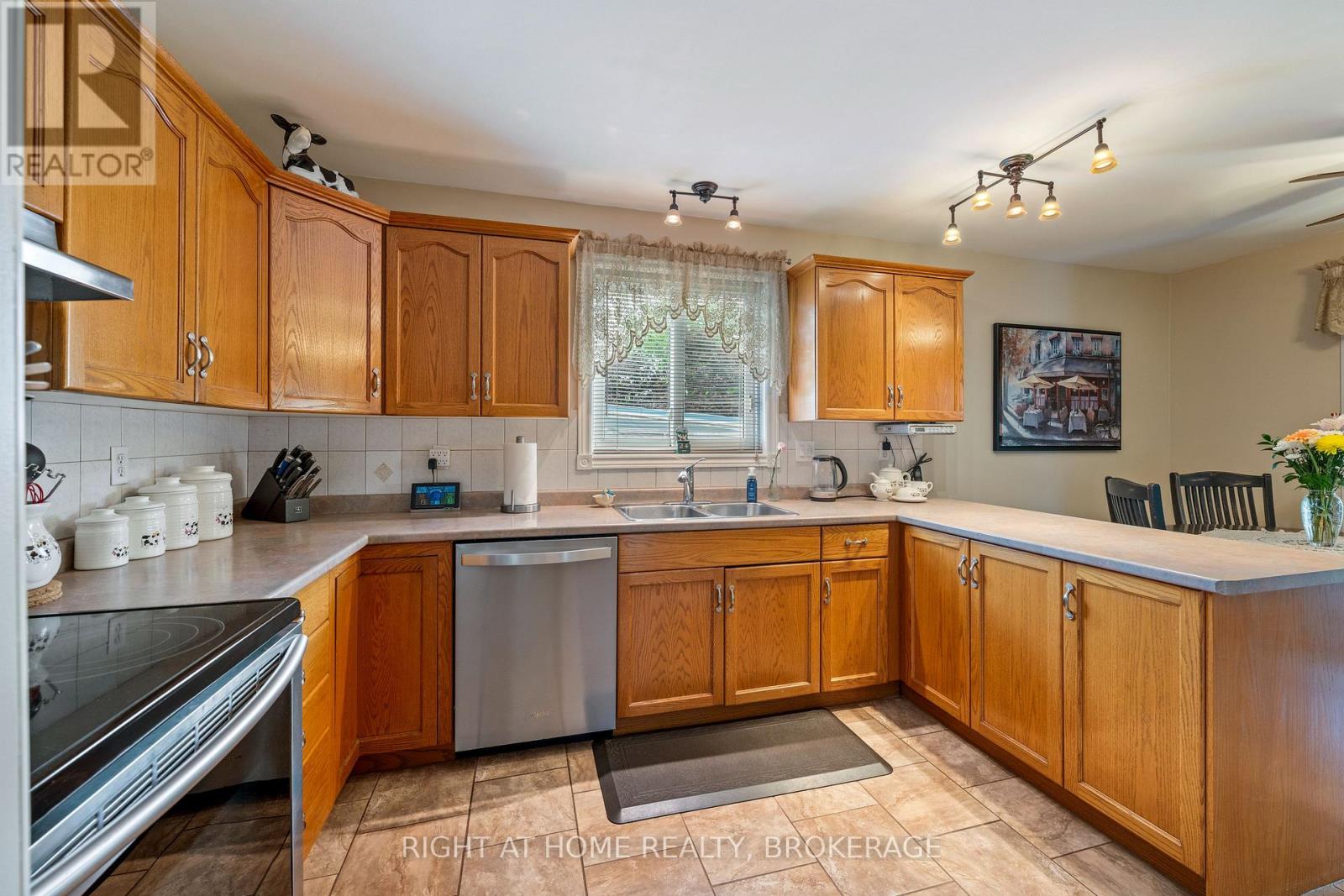 139 Quaker Road, Welland, Ontario  L3C 3G3 - Photo 25 - X13176454