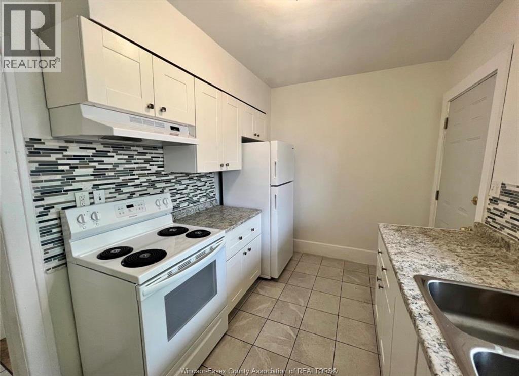 3458 Harris, Windsor, Ontario  N9C 1N5 - Photo 5 - 26012157