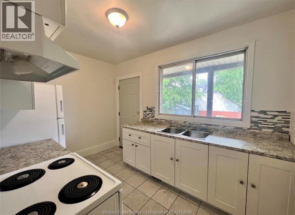 3458 Harris, Windsor, Ontario  N9C 1N5 - Photo 7 - 26012157