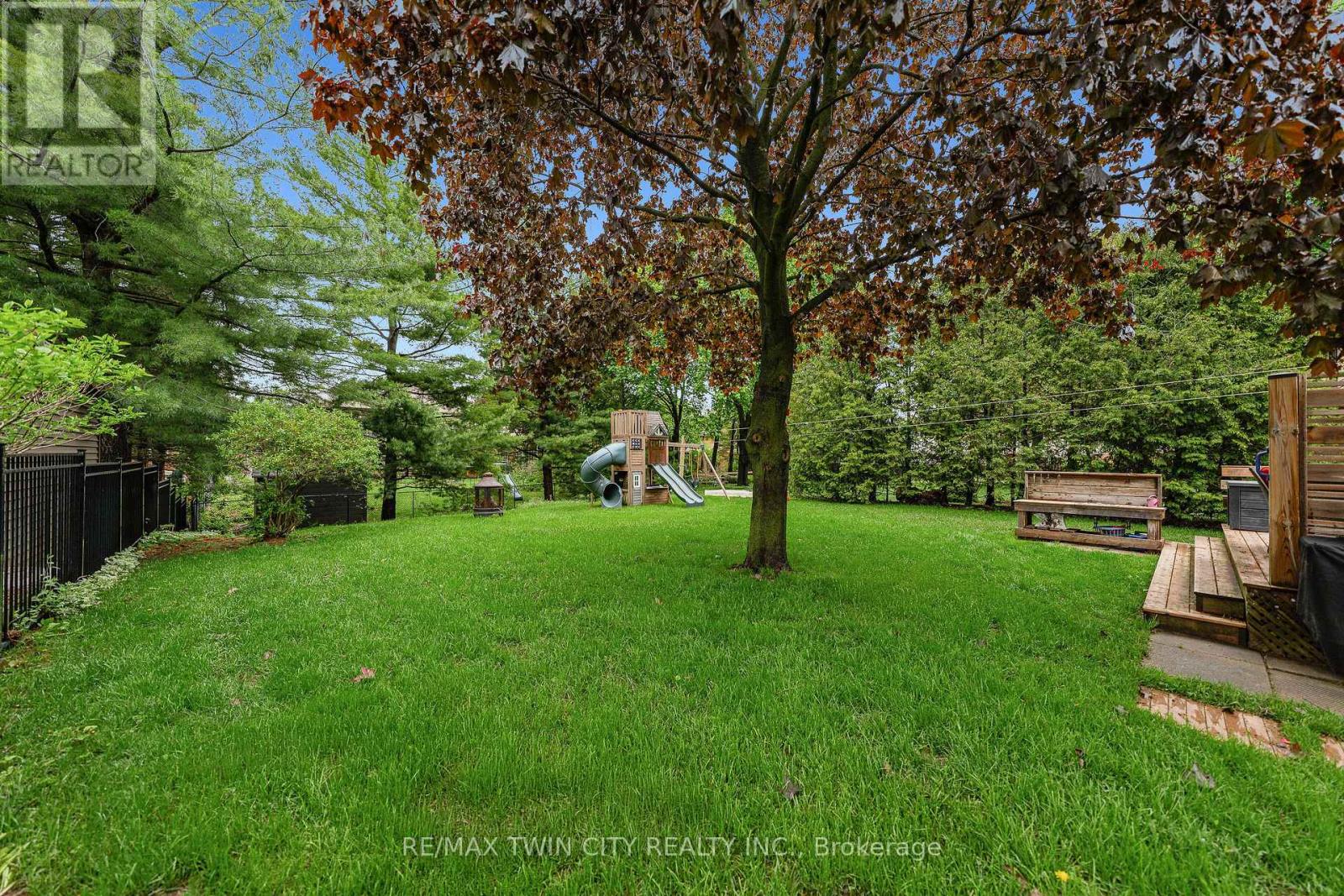 306 Normandy Avenue, Waterloo, Ontario  N2K 1X7 - Photo 41 - X13176192
