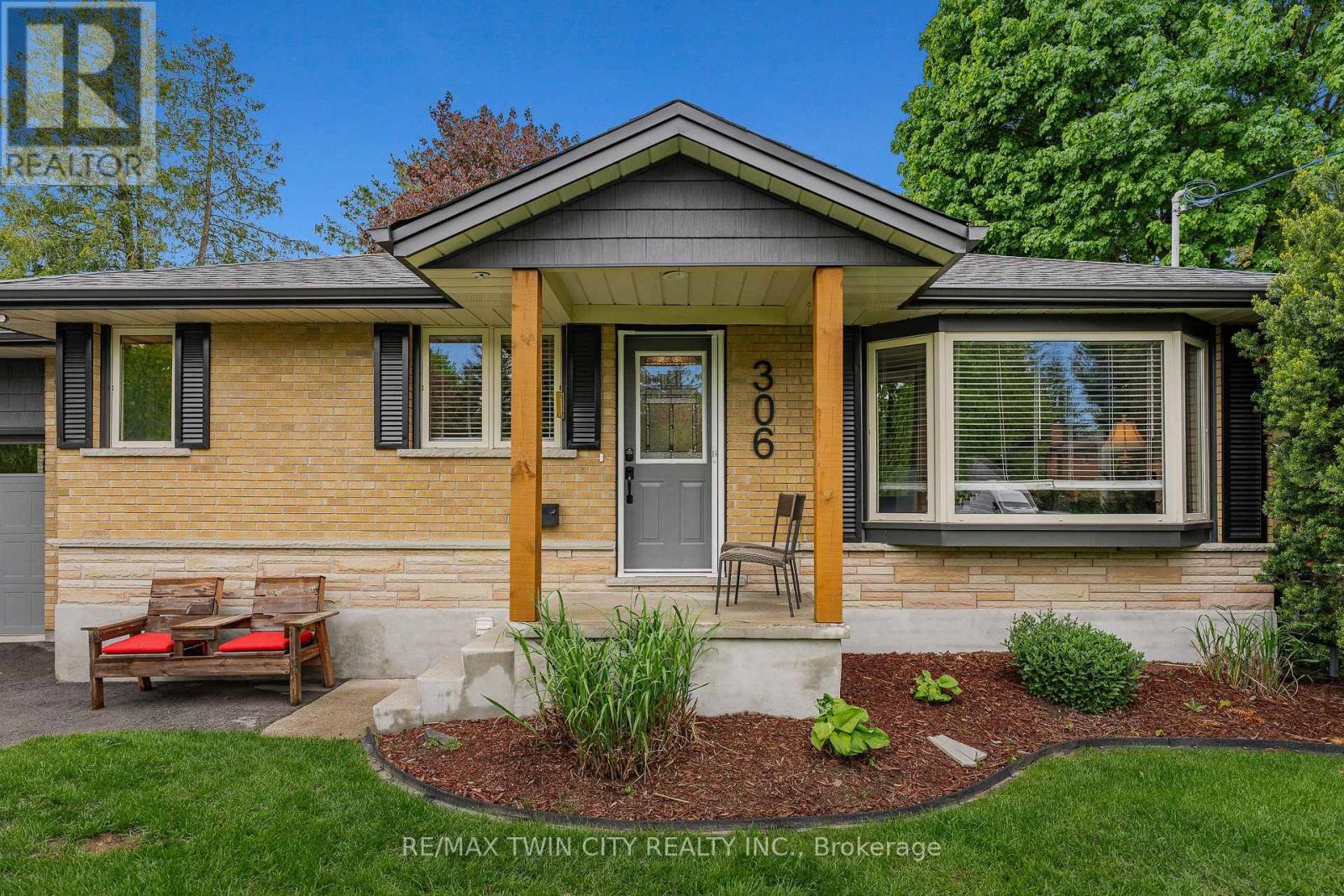 306 Normandy Avenue, Waterloo, Ontario  N2K 1X7 - Photo 6 - X13176192
