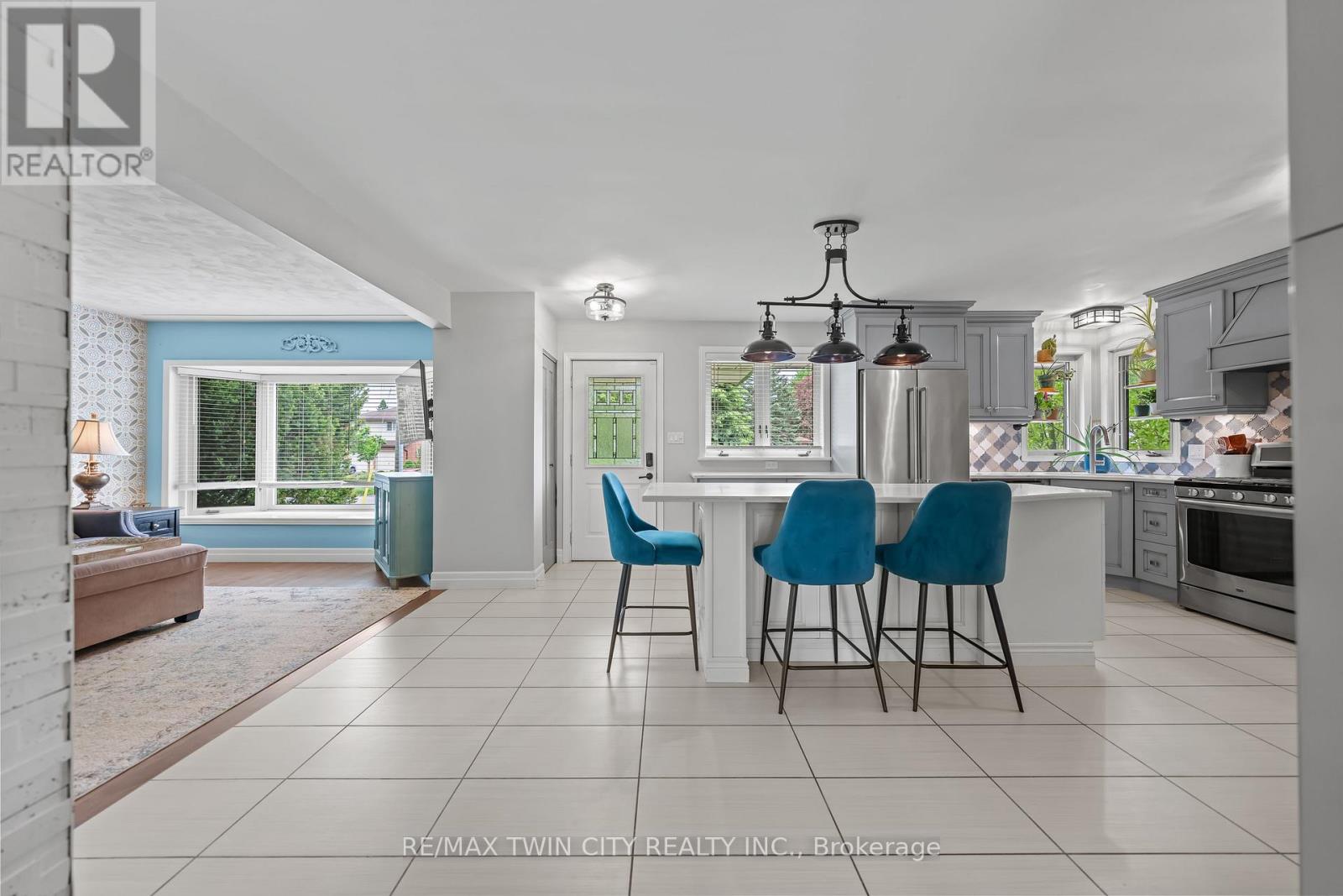 306 Normandy Avenue, Waterloo, Ontario  N2K 1X7 - Photo 8 - X13176192