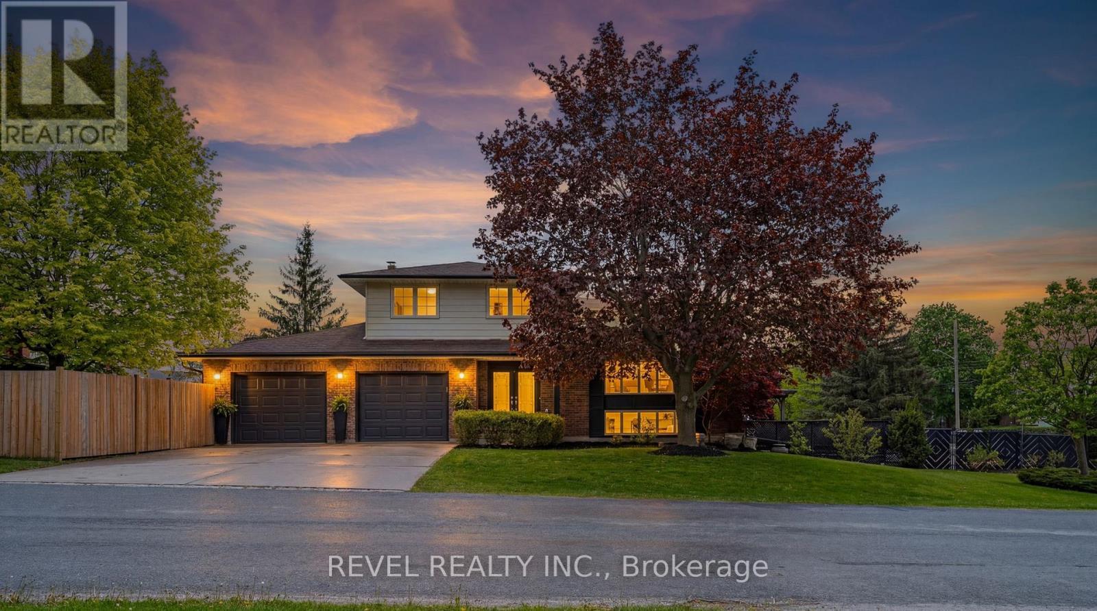 9 High Crest Lane W, Woolwich, Ontario  N0B 2N0 - Photo 2 - X13176202
