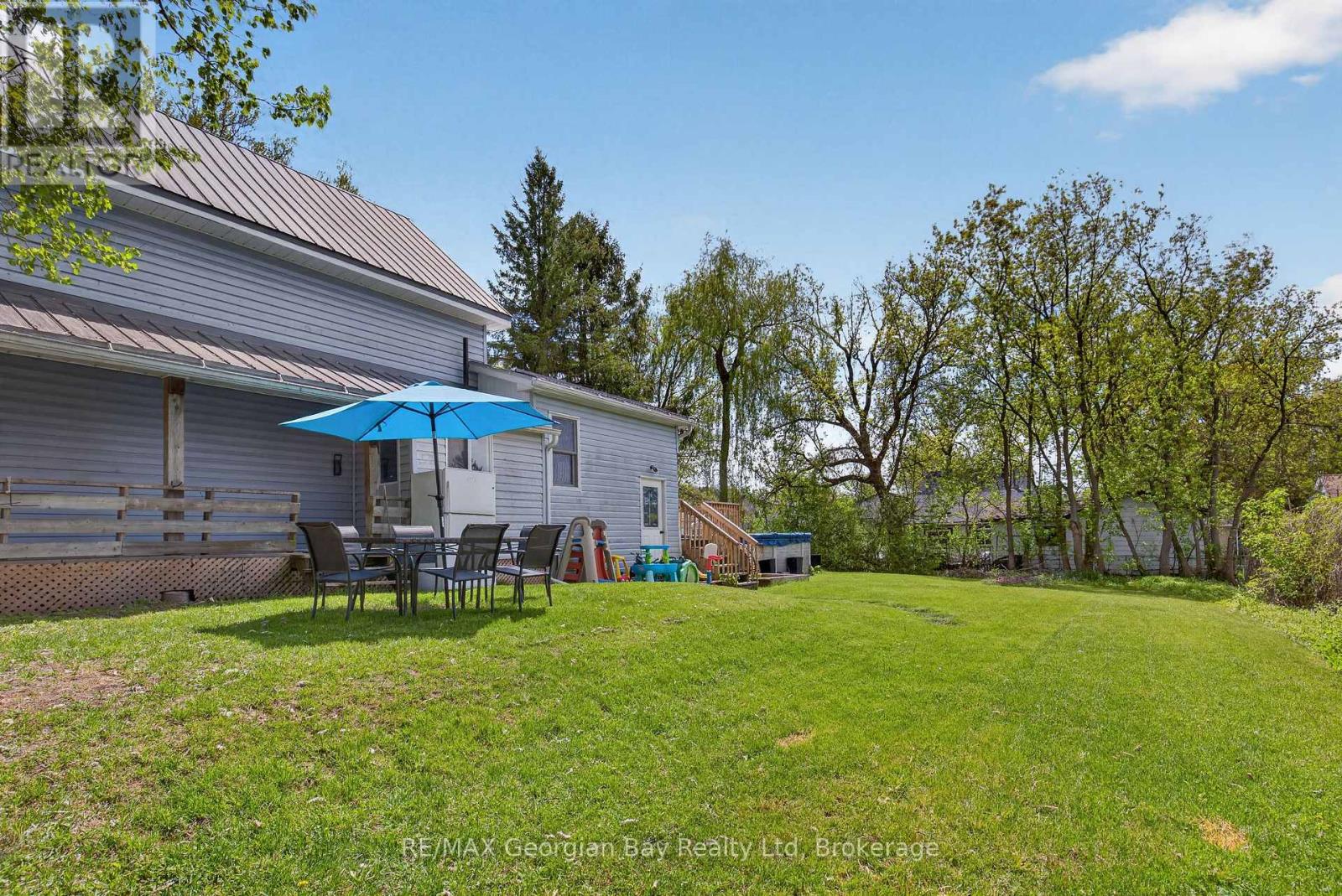 14 Centre Street, Penetanguishene, Ontario  L9M 1P1 - Photo 24 - S13176534