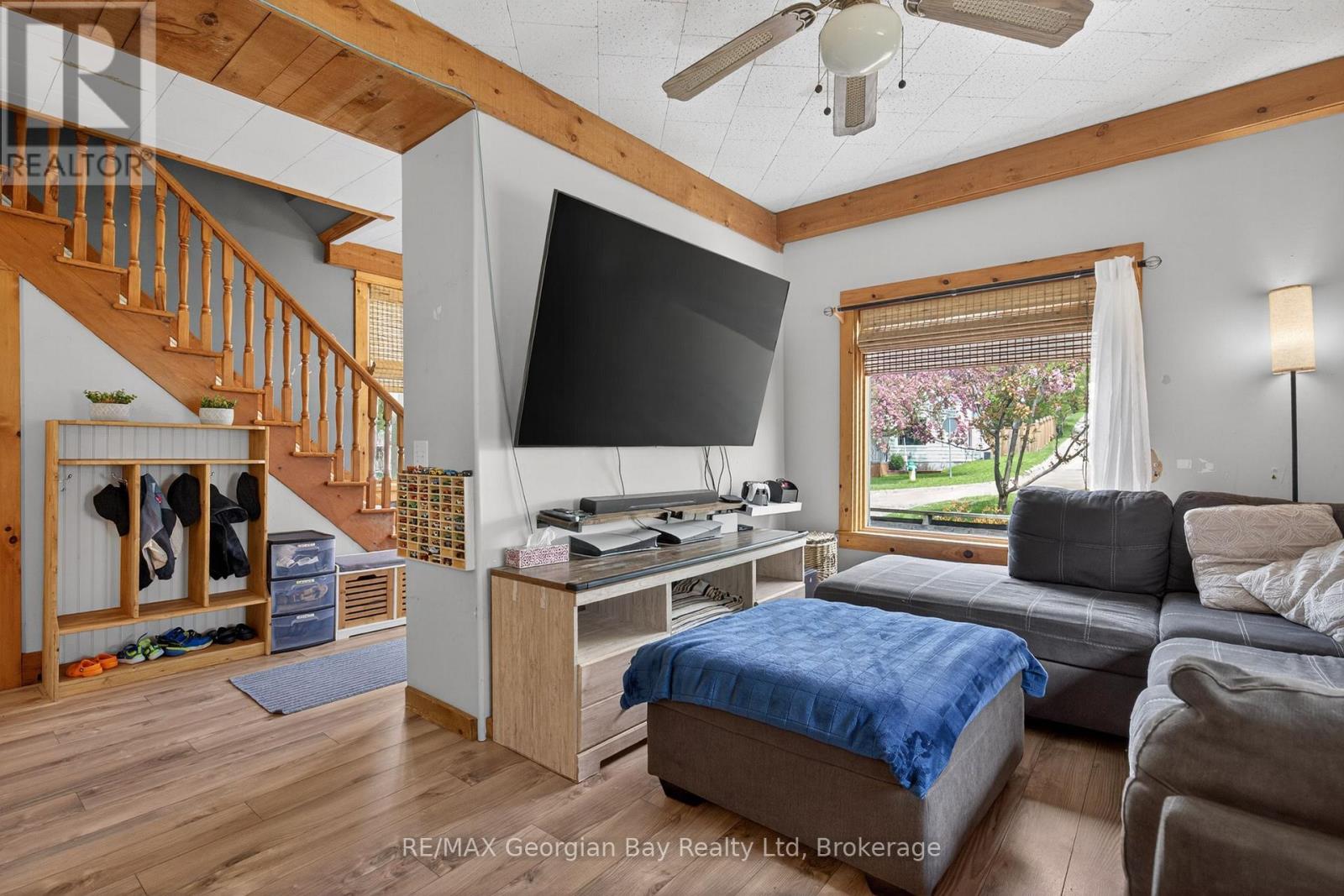 14 Centre Street, Penetanguishene, Ontario  L9M 1P1 - Photo 6 - S13176534